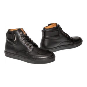 Baskets moto Helstons Woodstock noires, modèle présenté en pointure 39